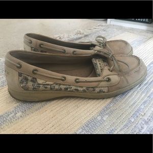 Sperry Boatshoes, with cheetah print